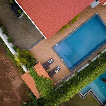 Stone Hearth Villa Anjuna Bagian luar foto